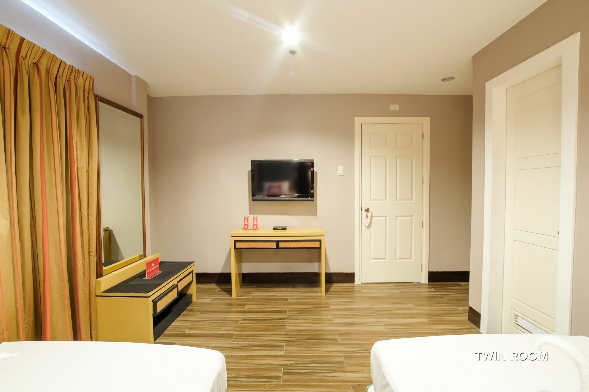 Zen Rooms Del Pilar Malate Manila Kültér fotó